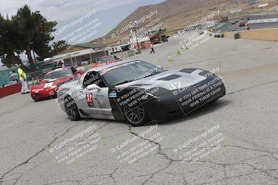 media/Jun-01-2025-CalClub SCCA (Sun) [[eae223c5dd]]/Around pit/